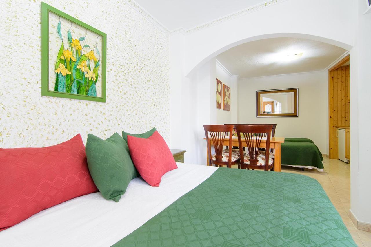 Apartamentos Turisticos Casa Soto Baiona Ngoại thất bức ảnh
